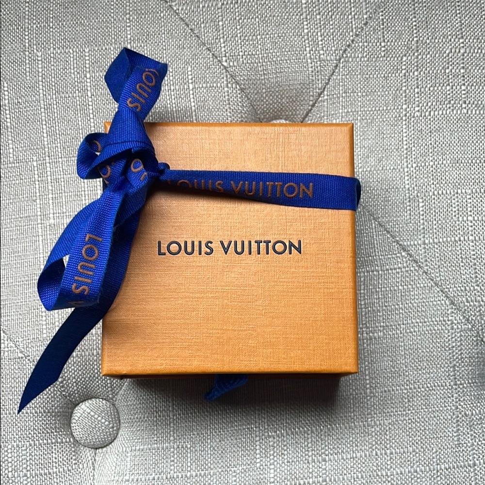 ✨ Louis Vuitton Orange Gift Box with Blue Ribbon (small)